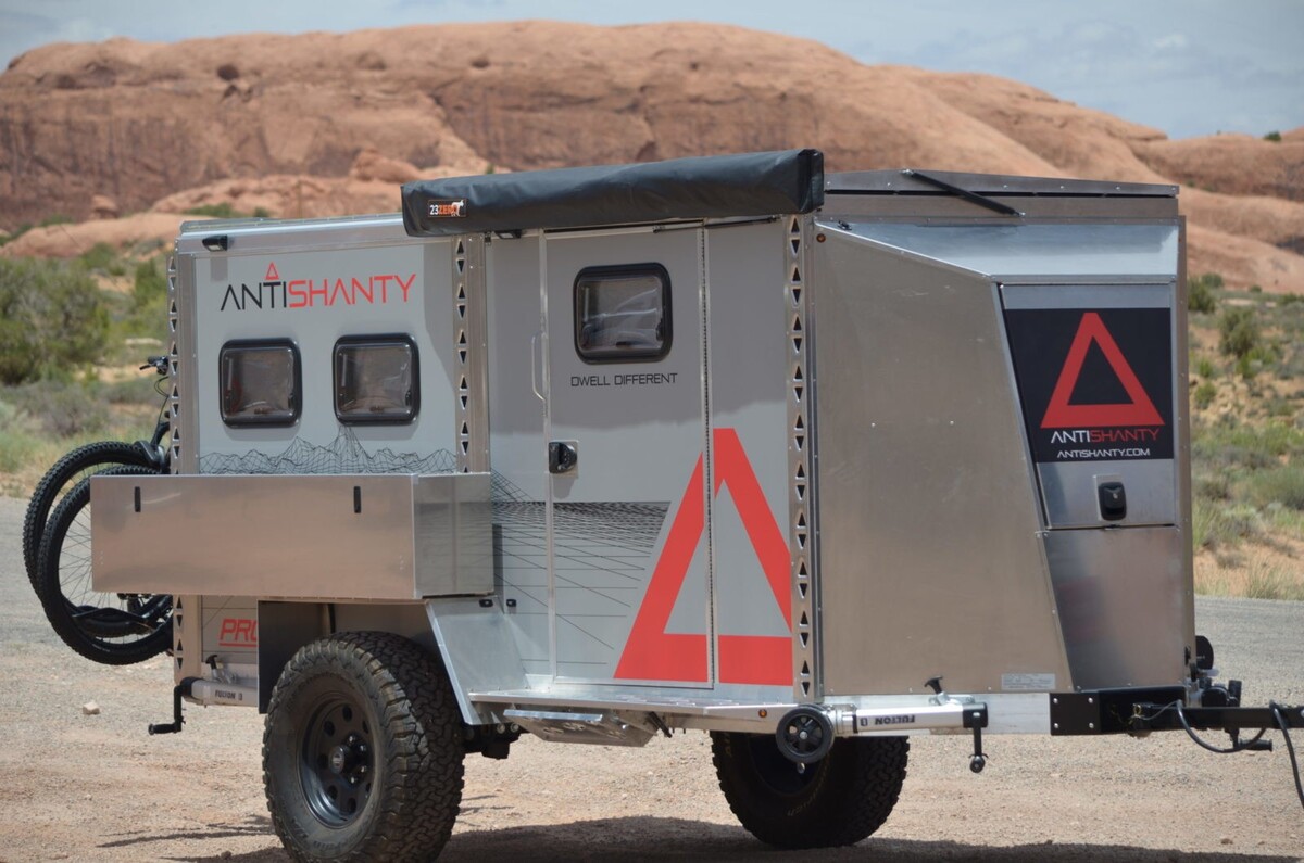 antishanty pro aims for ultralight tiny house but in off road capable trailer form 22