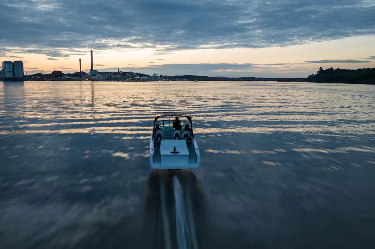 candela sets new world record for longest distance traveled by an electric boat in one day 2