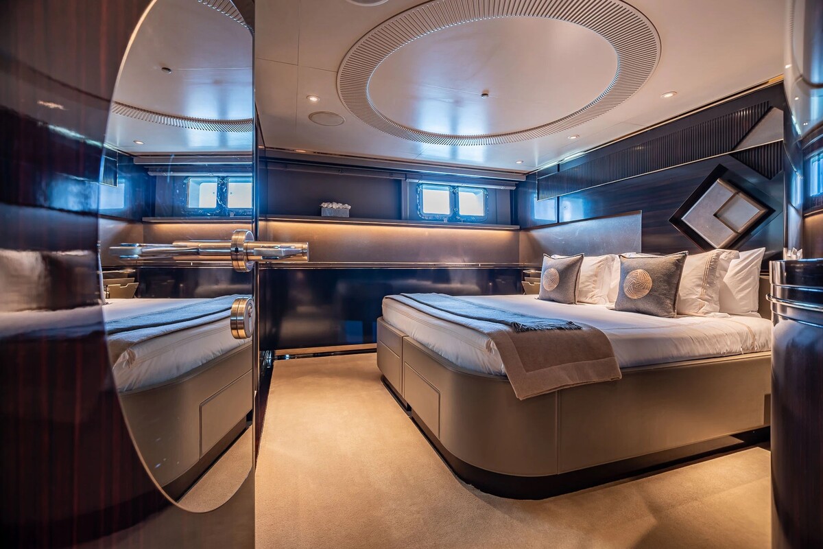 get your luxury whistle soaked with a lavish week aboard the toy filled sealion 14