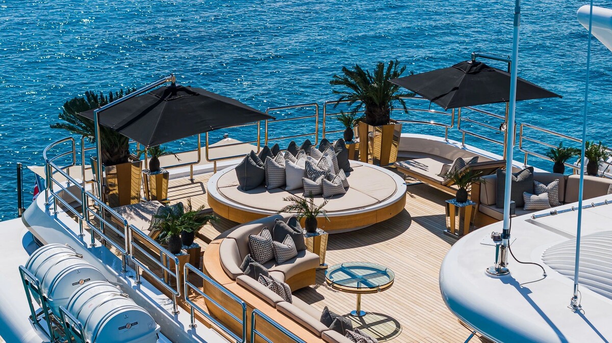get your luxury whistle soaked with a lavish week aboard the toy filled sealion 29