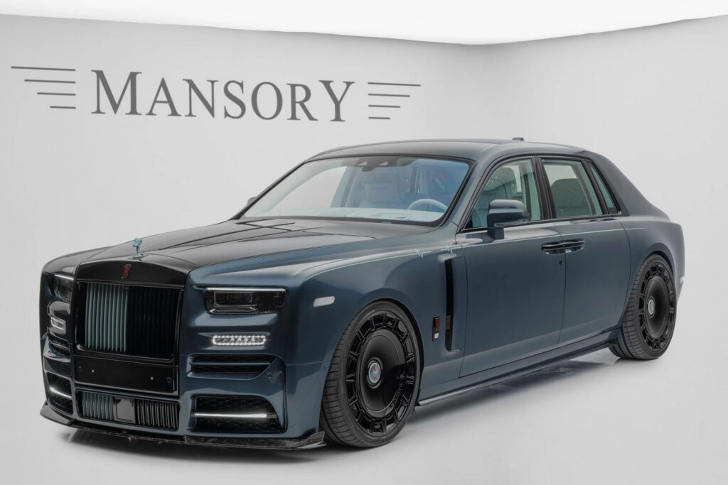 https www.carscoops.com wp content uploads 2023 09 Mansory Rolls Royce Phantom Pulse Edition 1 1024x683 1