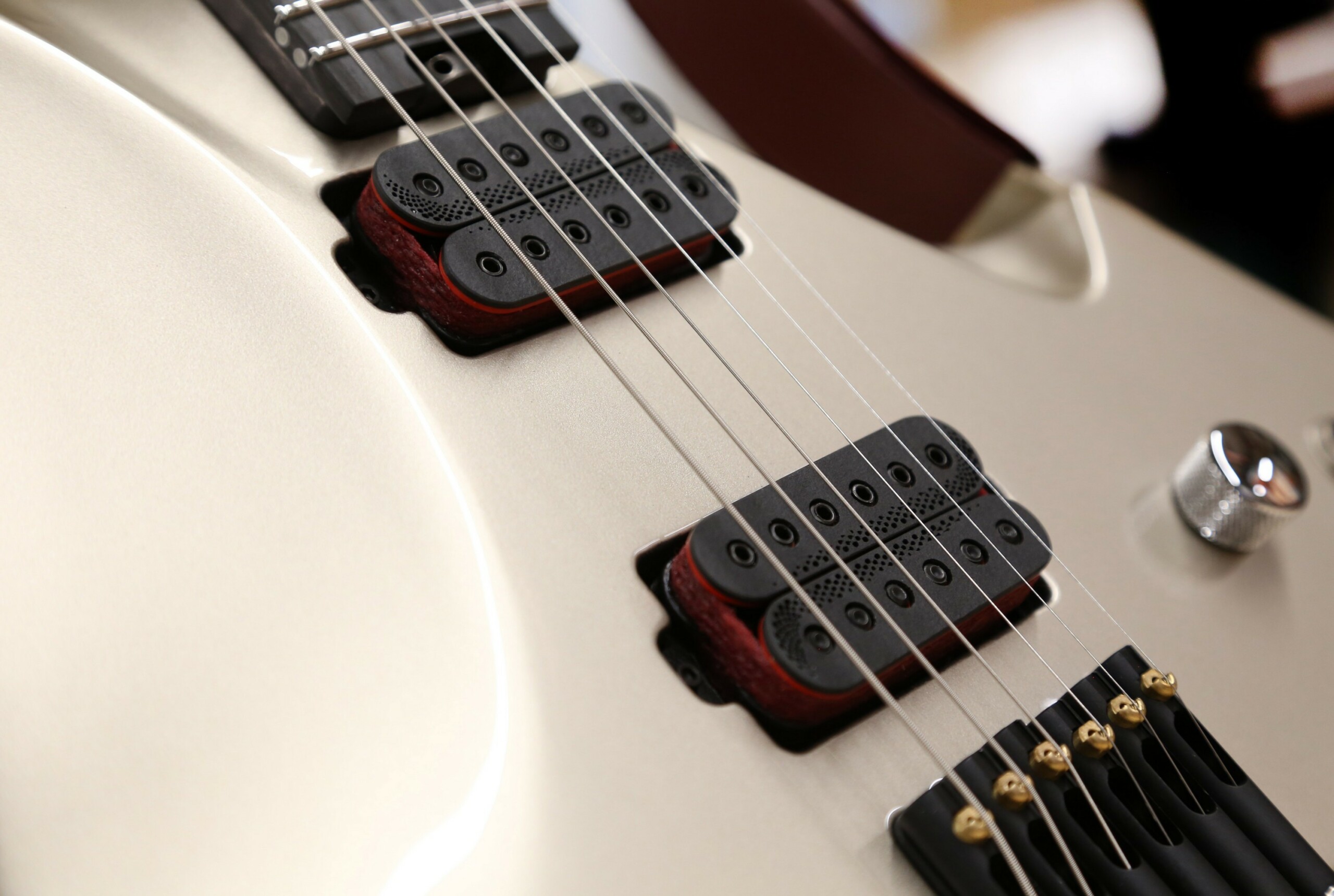 mclaren s speedtail hypercar inspired this xp2 custom built one off guitar 6 scaled