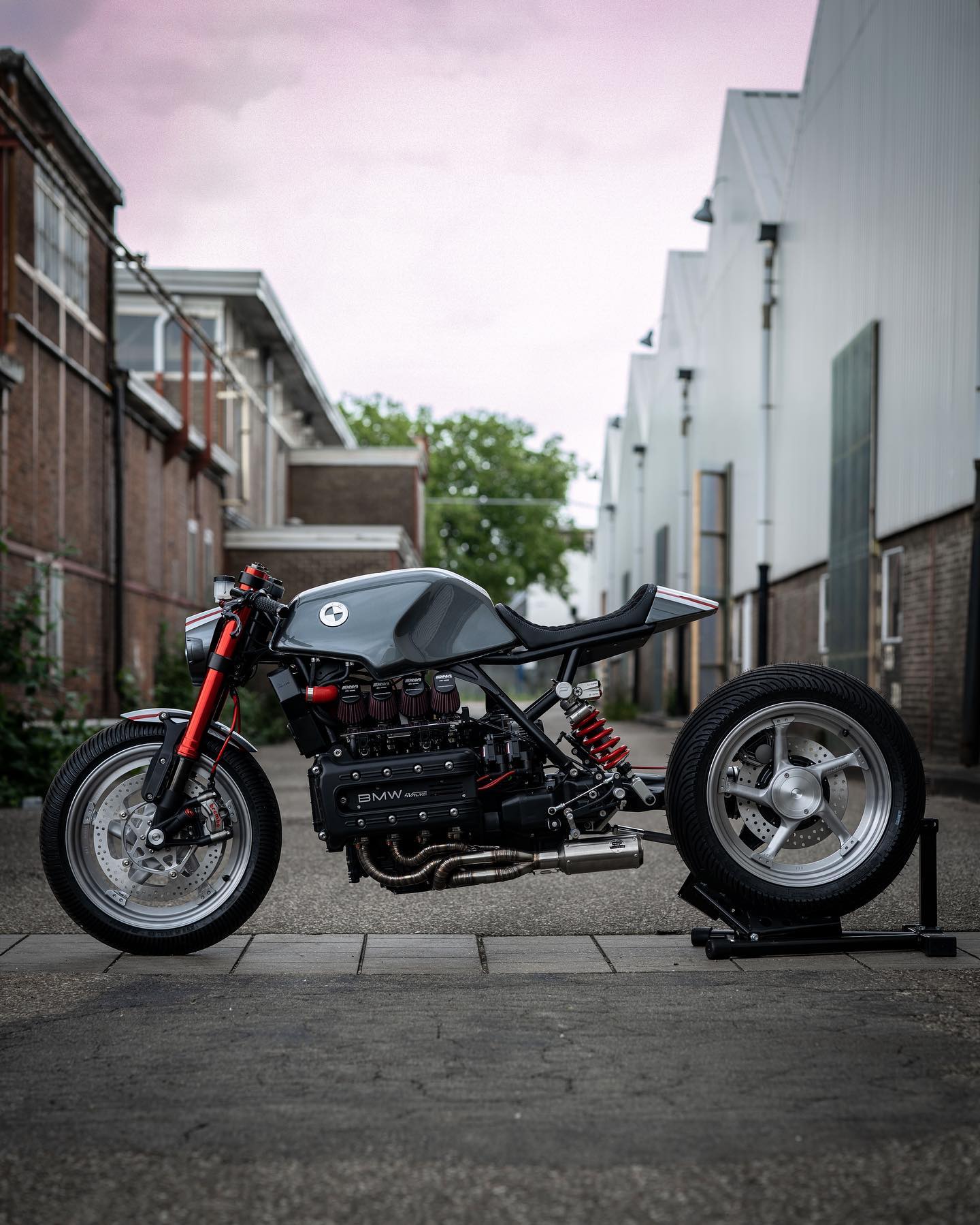 one off bmw k 1100 rs cafe racer matches futuristic looks with improved performance 220325 1