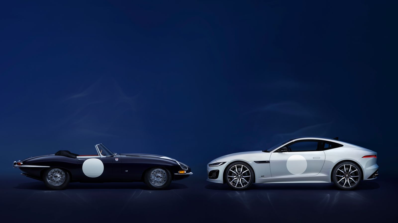 002 Jag F TYPE 24MY ZPEdition Exterior E typeSide PR 111023