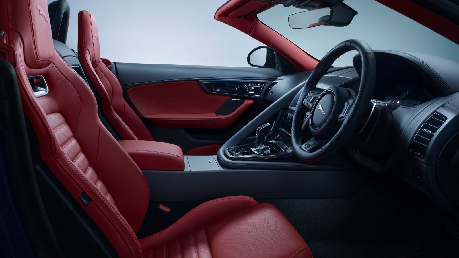005 Jag F TYPE 24MY ZPEdition Interior MarsRed PR 111023