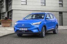 MG ZS EV front dynamic driving 02 presskit 1 1600x900 1