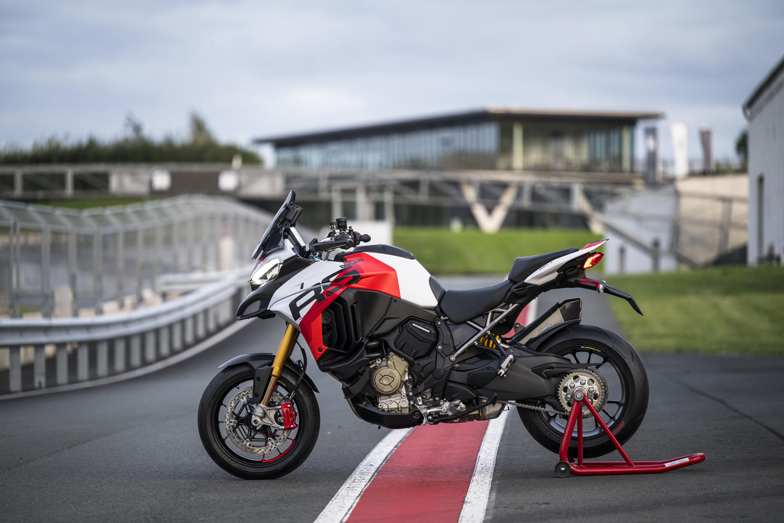 MY24 Ducati Multistrada V4 RS 058 UC565694 Mid scaled
