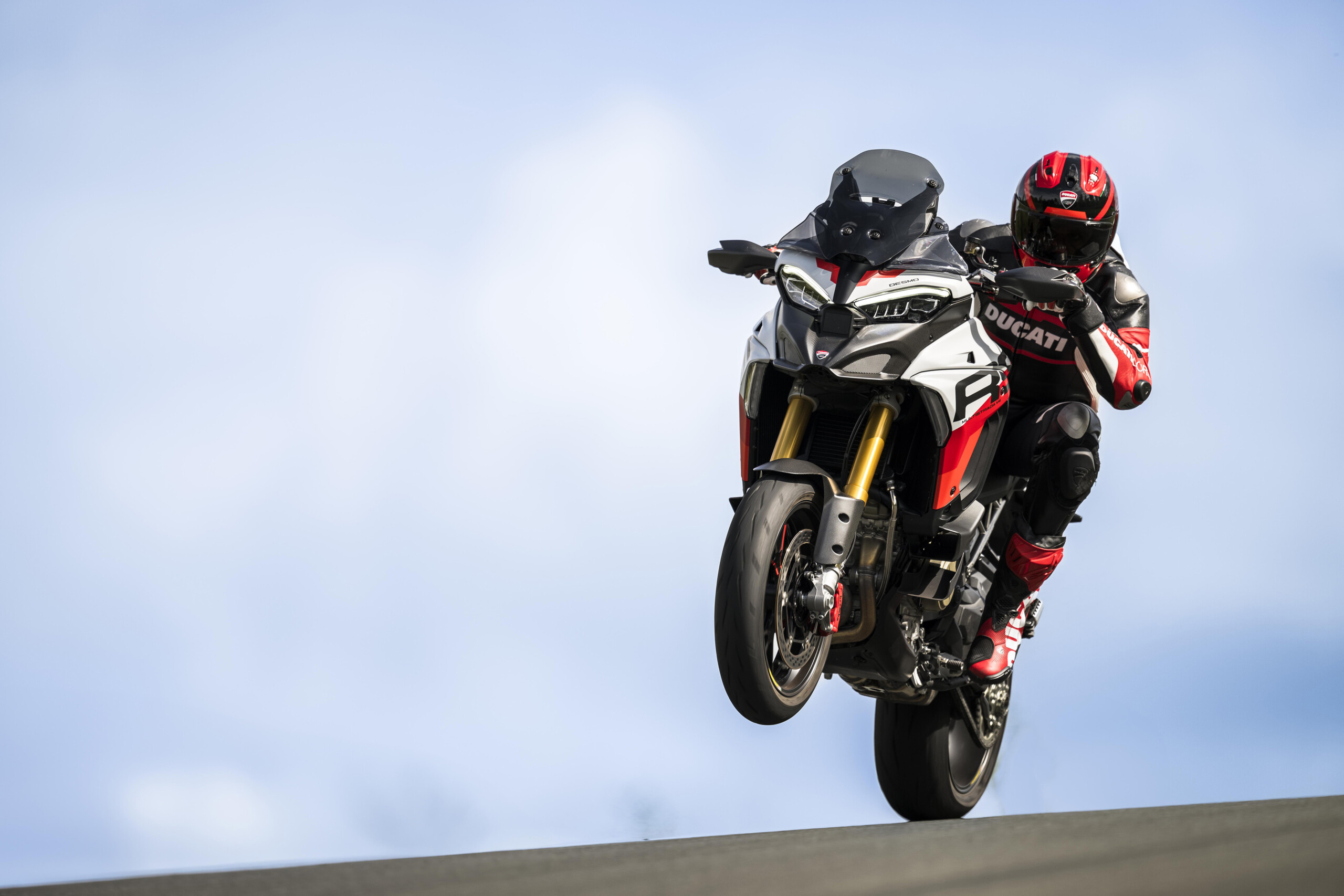 MY24 Ducati Multistrada V4 RS 088 UC565635 Mid scaled