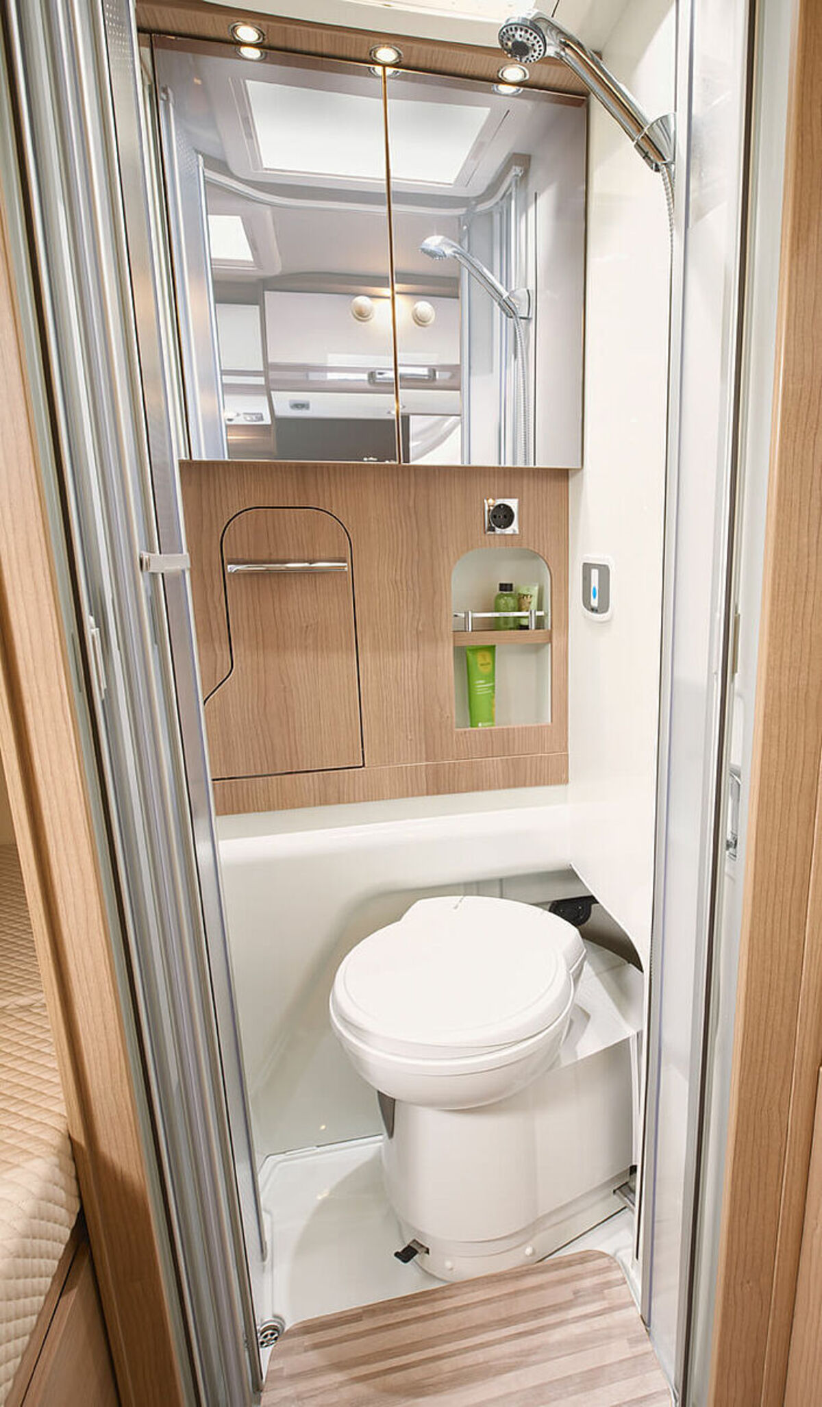 csm 2021 MalibuVan compact 540DB Waschraum V2 1040faf5d8
