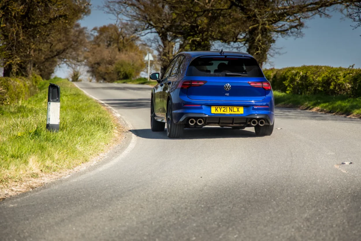 Hot hatch 4: Volkswagen Golf R