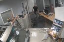 suv in stazione polizia