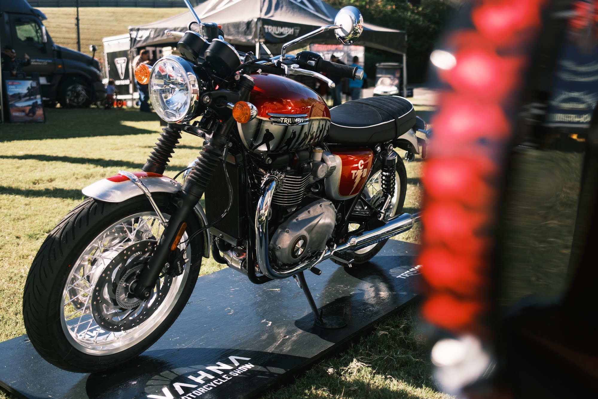 the myth of the elvis presley lost triumphs gives way to a very special t120 bonneville 17