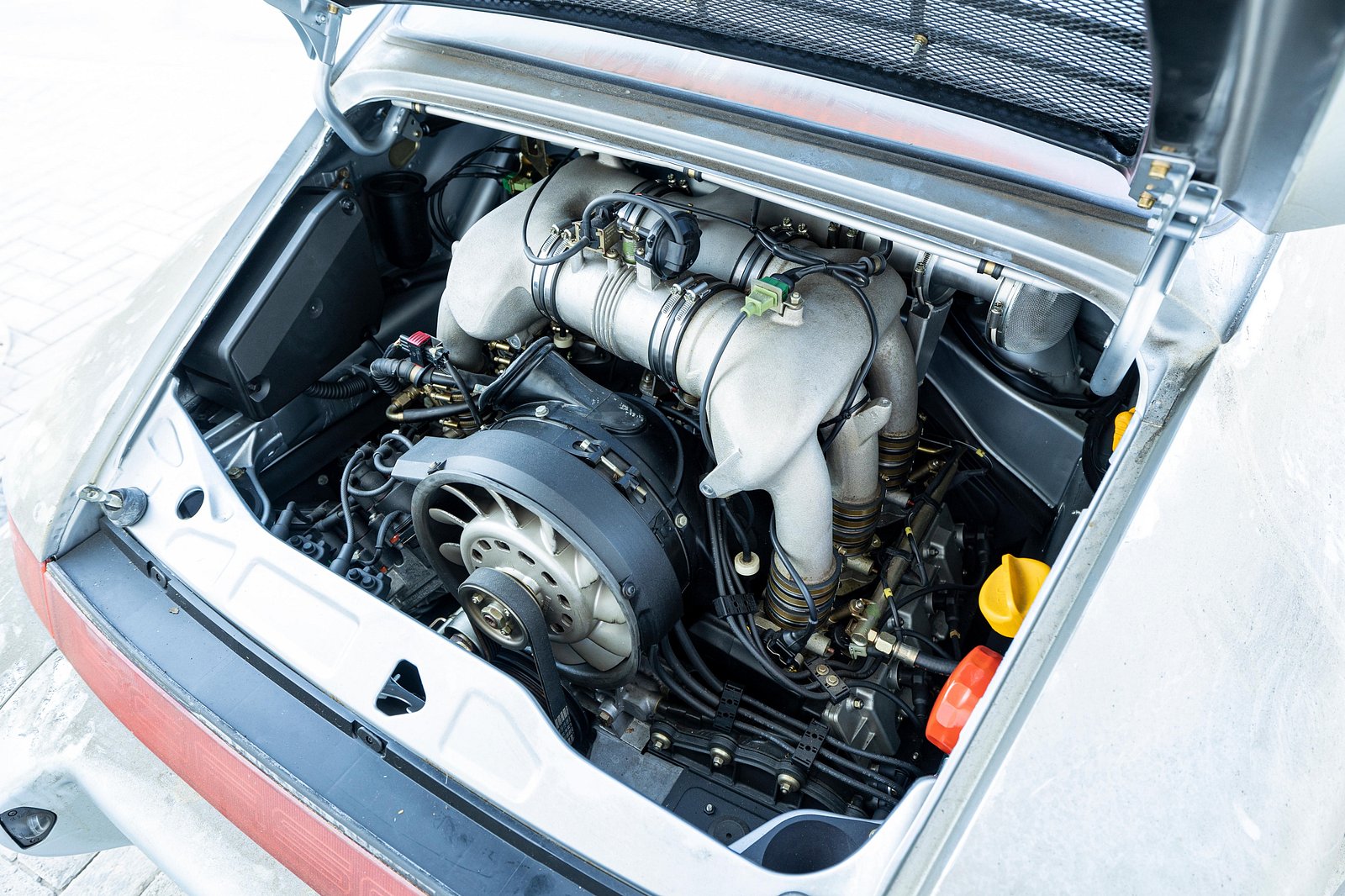 Porsche 911 Carrera RSR 3.8 Strassenversion