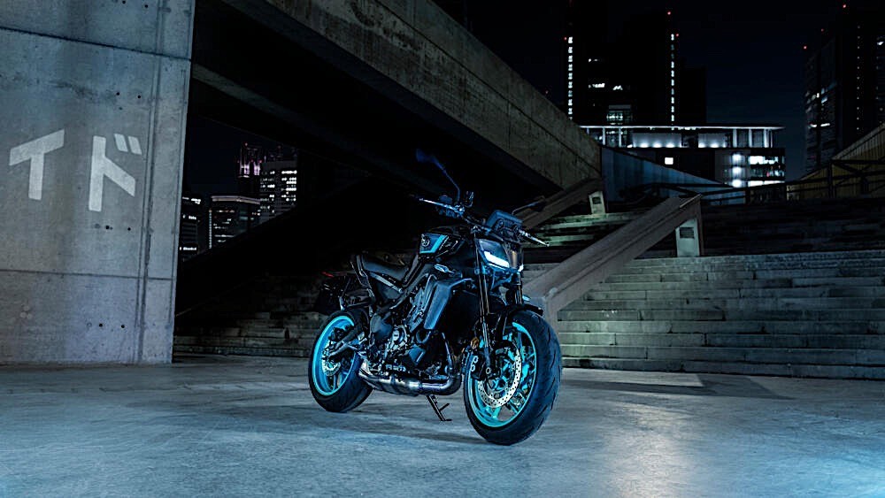 2024 yamaha mt 09 gets a boost in everything is now the naked face of japan s dark side 19