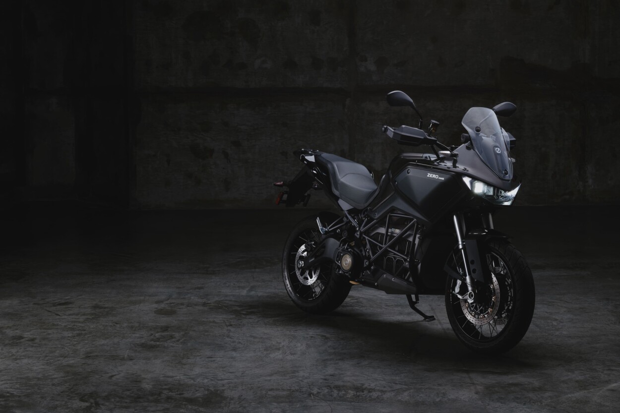 Zero Motorcycles DSR