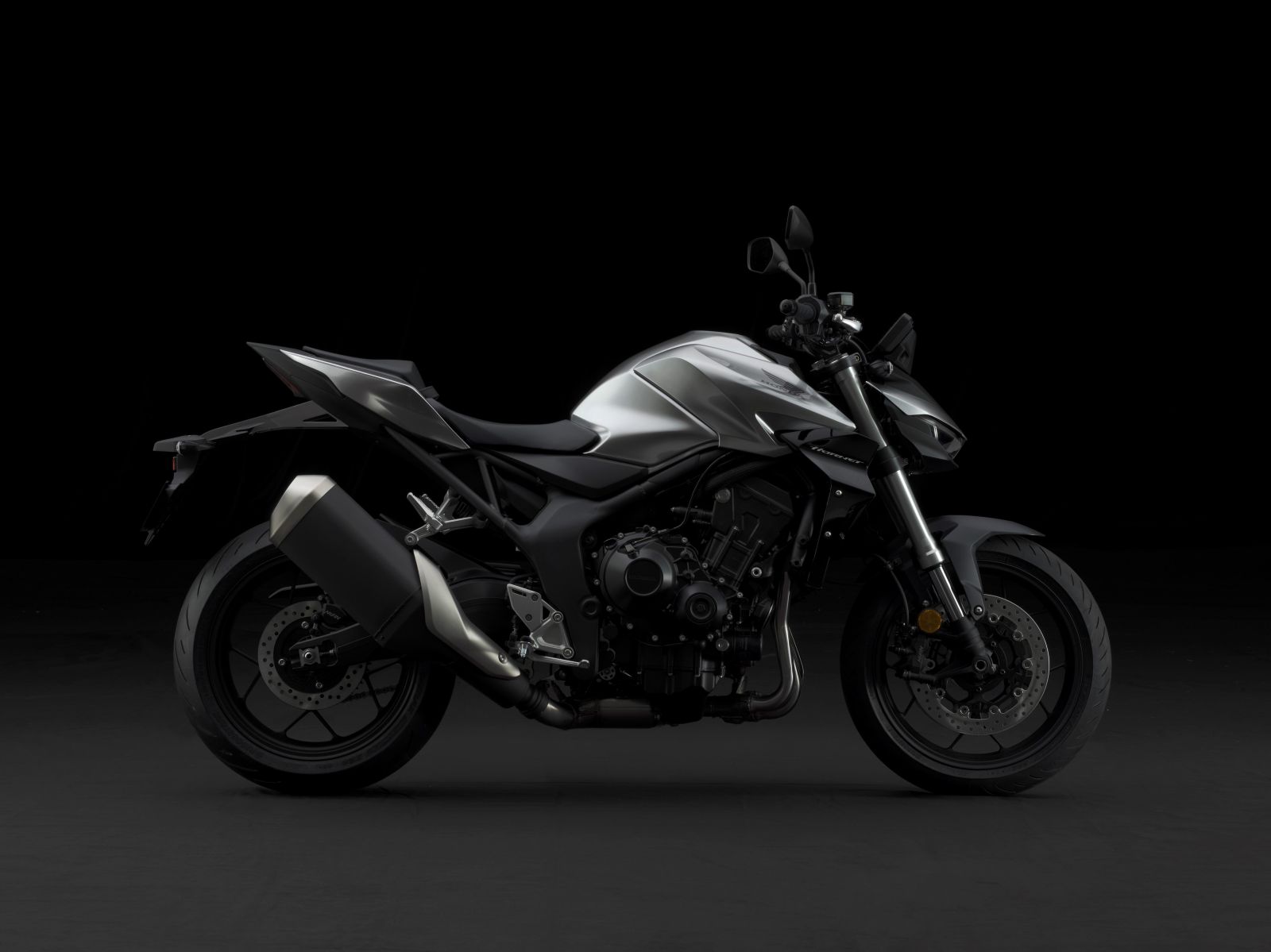 458002 24YMHONDACB1000Hornet