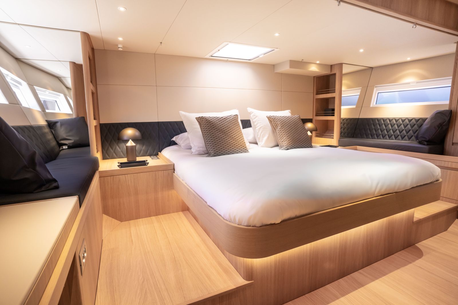 Bentley x Contest Yachts 4 1