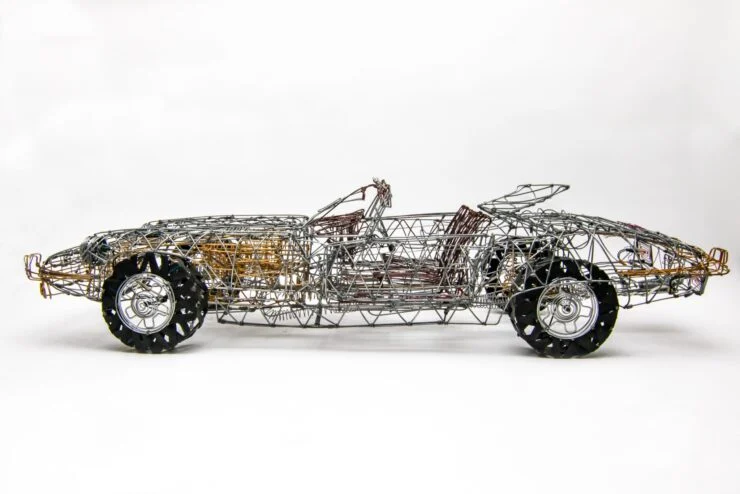 Jaguar E-Type Serie 3 in filo metallico