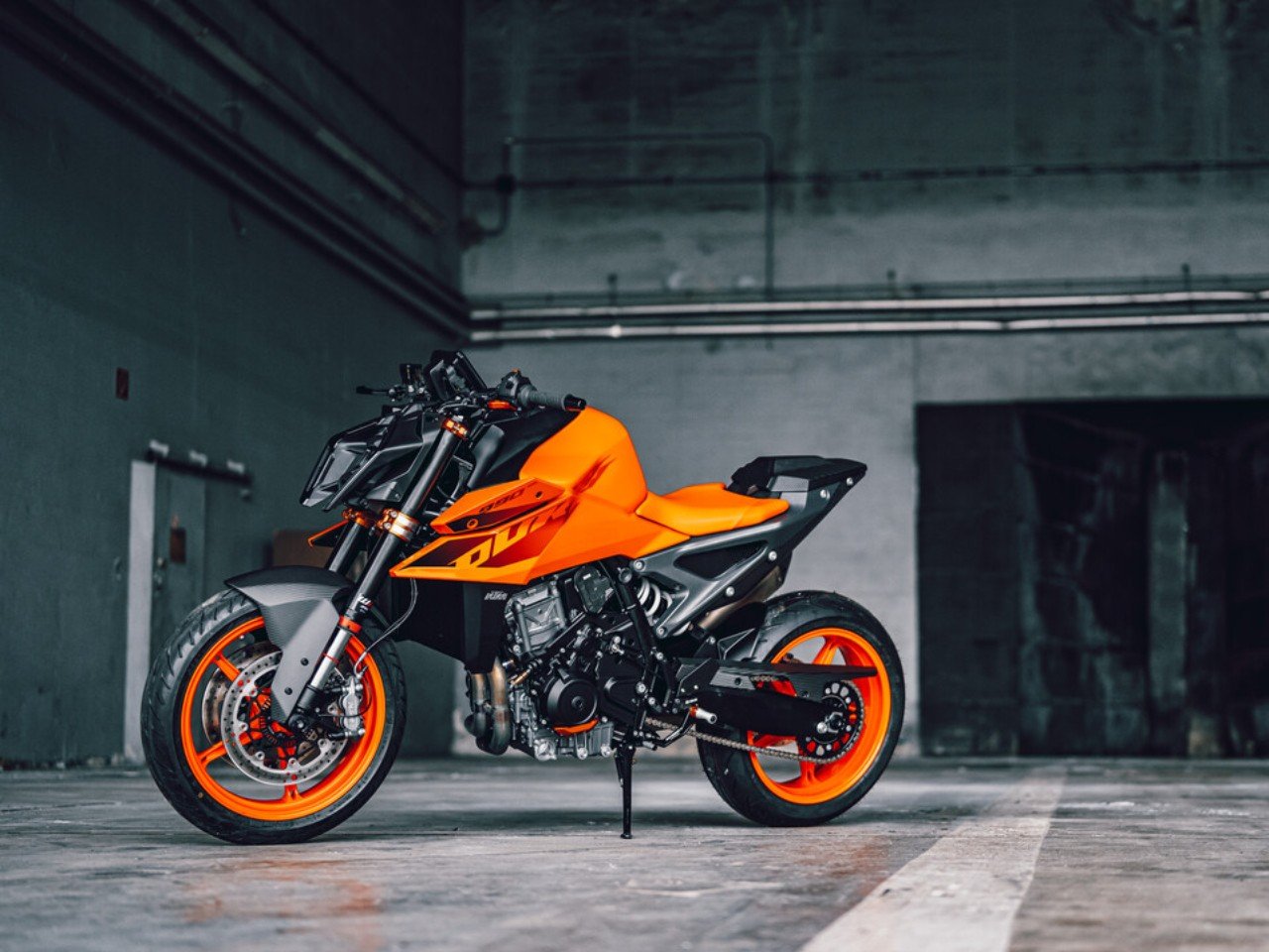 KTM 990 Duke 2024 svelata la nuova nuda da 123