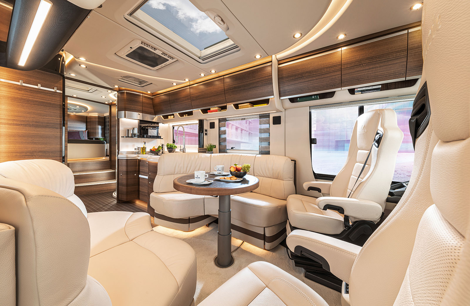 concorde liner 2022 living 02