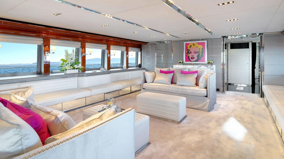 this 15m floating mansion blends striking opulence with high speed 23