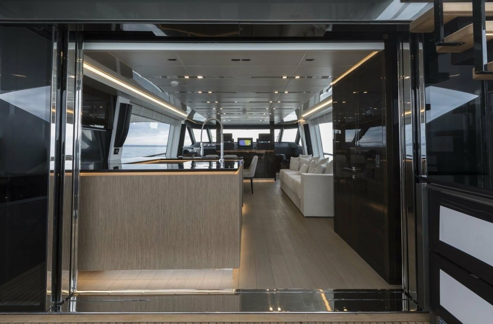 this fresh 11 million luxury toy hits the waves at more than 65 mph 2