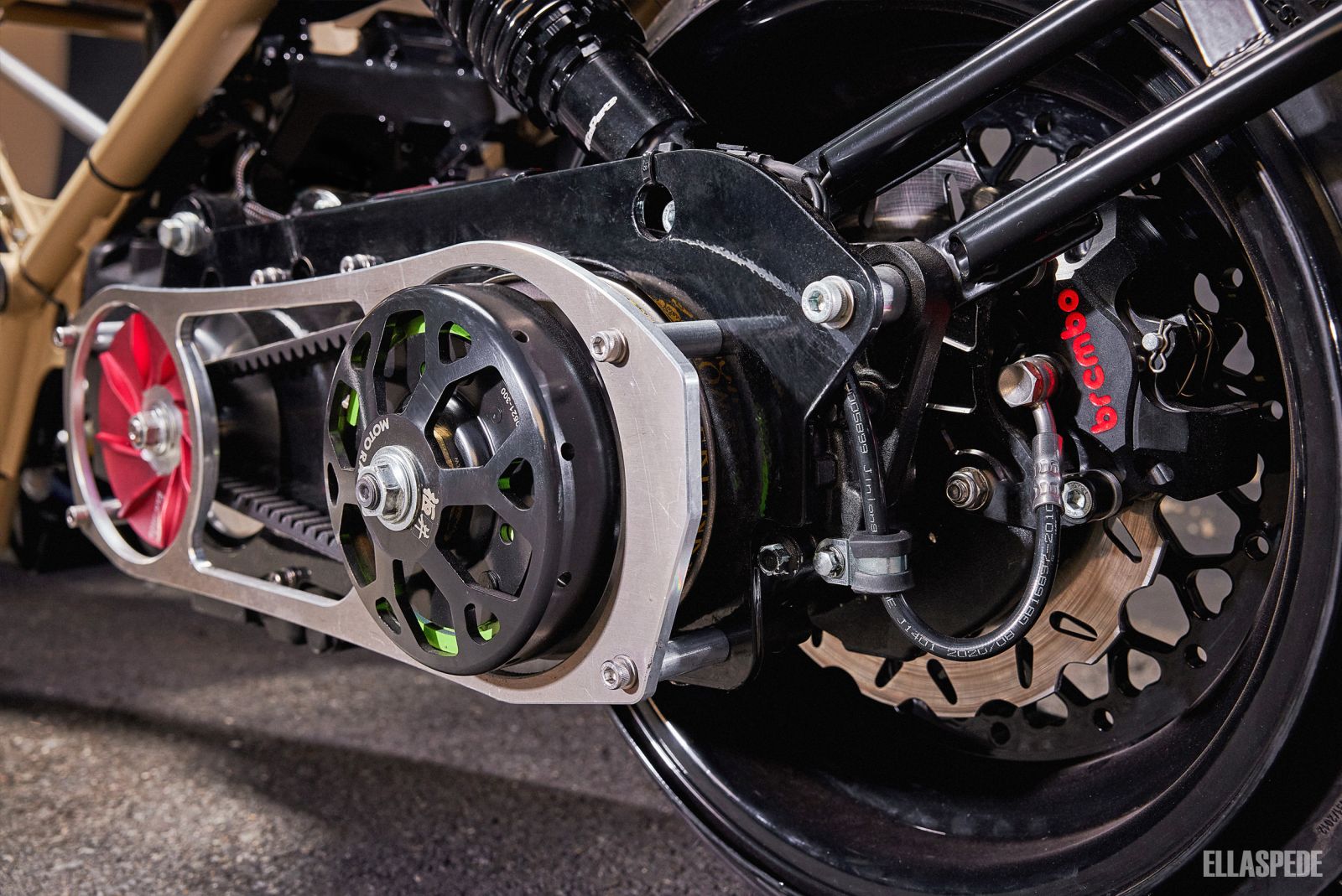 this zany custom honda ruckus is stretched slammed and adorably impractical 11
