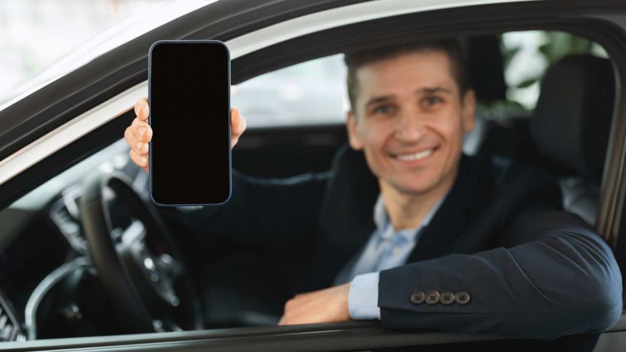 Paga l'assicurazione auto con questa app